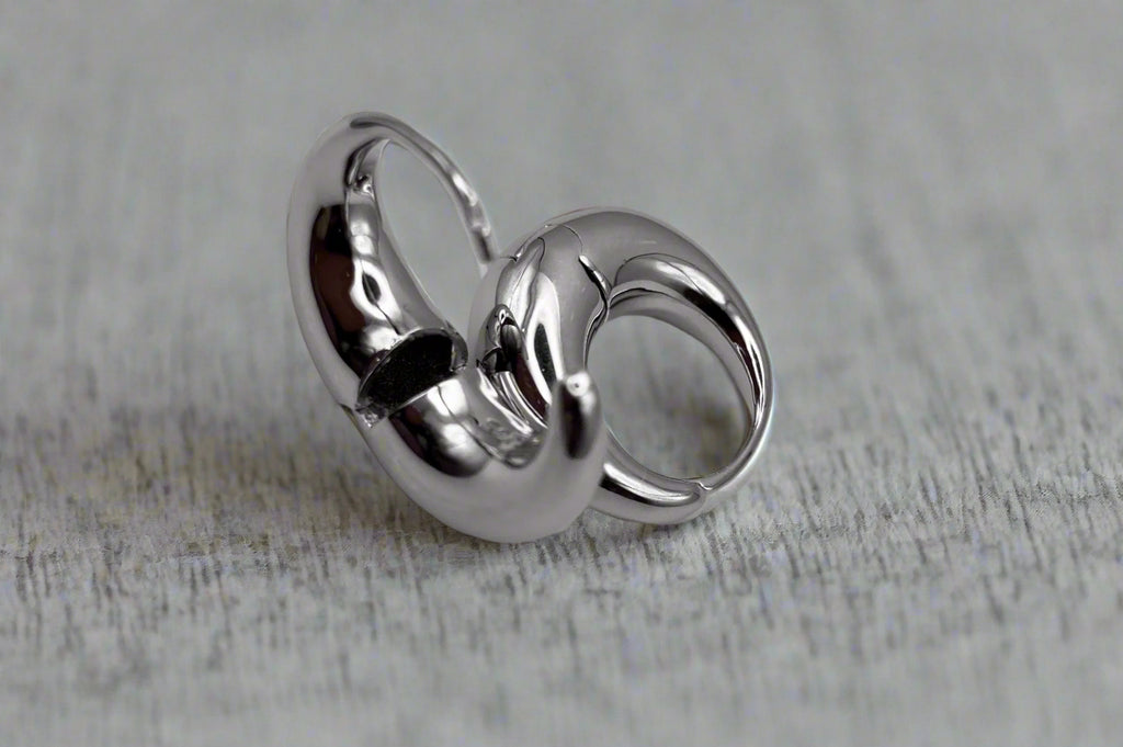 Single 925 Sterling Silver Round Hoop Earring - Minimalist Everyday Jewellery - Jewel Radiance