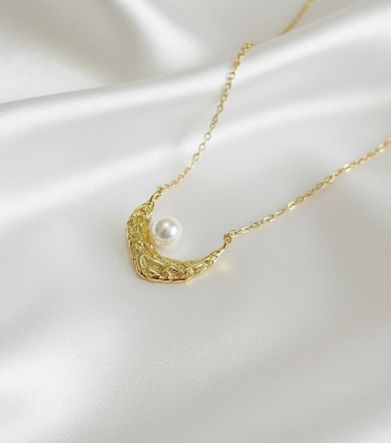 Molten Moon Pearl Necklace