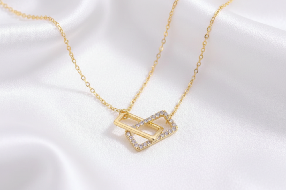 Geometric Interlocking Pendant Necklace