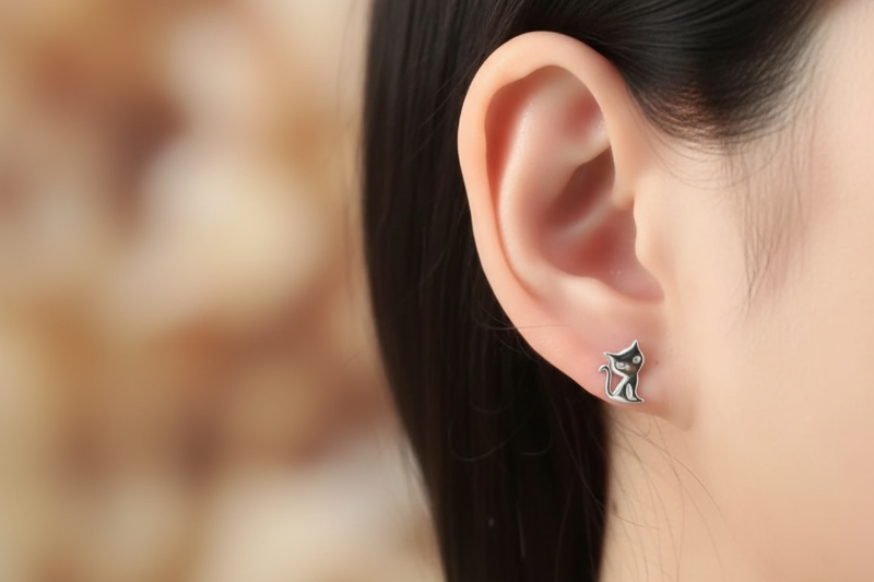 Close-up Lifestyle Photo - Cat Stud Earring on Ear