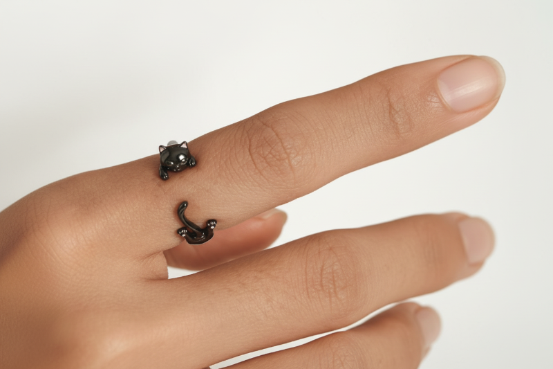 Black Gold Plated 925 Sterling Silver Cat Open Ring - Jewel Radiance