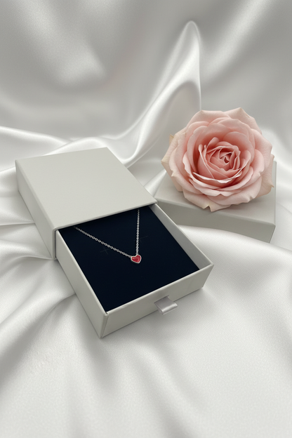 Red Heart Pendant Gift Box - Delicate Size